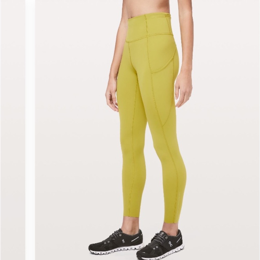 Lululemon Fast and Free High-Rise Tight 25" size 6